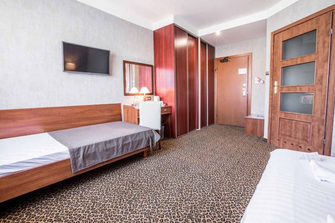 Отель Hotel Diament Vacanza Katowice - Siemianowice Семяновице-Слёнске-18