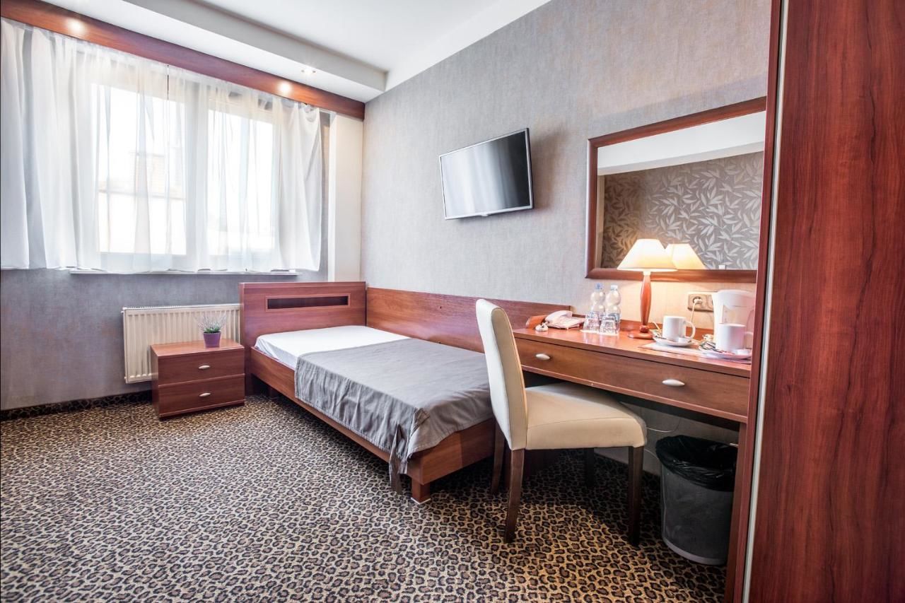 Отель Hotel Diament Vacanza Katowice - Siemianowice Семяновице-Слёнске