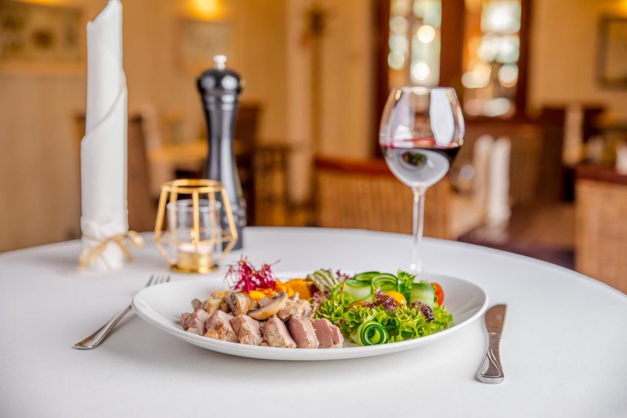 Отель Hotel Diament Vacanza Katowice - Siemianowice Семяновице-Слёнске-7