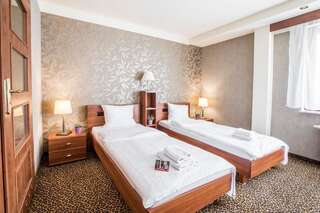 Отель Hotel Diament Vacanza Katowice - Siemianowice Семяновице-Слёнске Стандартный двухместный номер с 2 отдельными кроватями-2